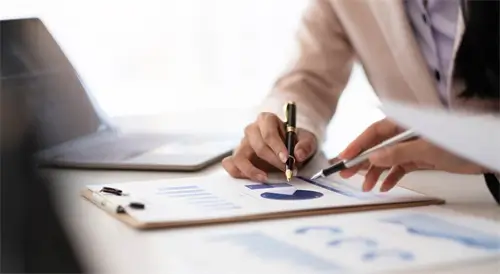 玉米和黄瓜哪个比较爽